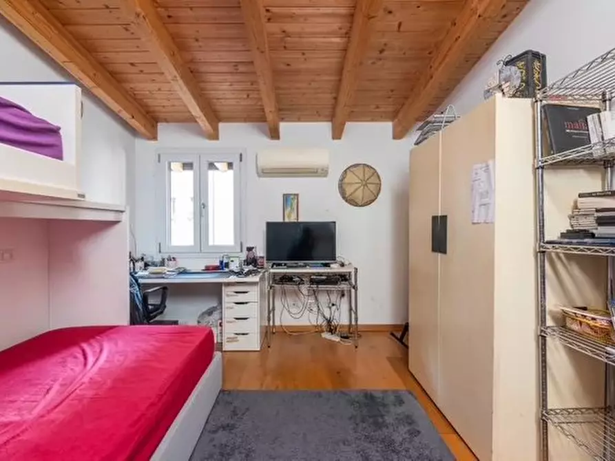 Immagine 7 di Casa trifamiliare in vendita  a Milano