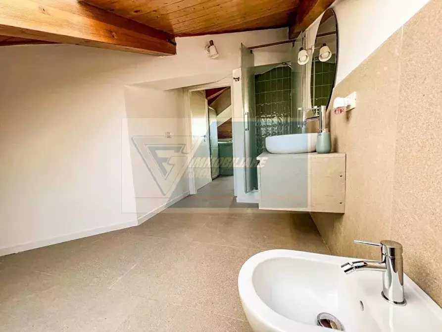 Immagine 19 di Villa in vendita  in Via Lentini, 53 a Siracusa