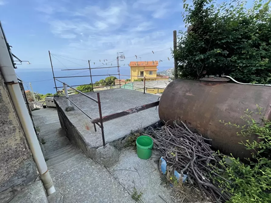 Immagine 16 di Casa trifamiliare in vendita  a Ventimiglia