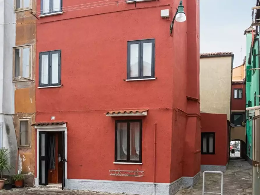 Immagine 1 di Casa trifamiliare in vendita  in Vianelli a Venezia