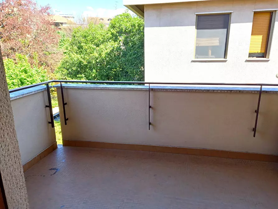 Immagine 11 di Casa trifamiliare in affitto  in Via Monferrato a Milano