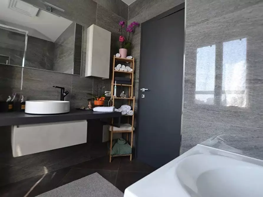 Immagine 25 di Casa trifamiliare in vendita  in Via Moggia a Lavagna