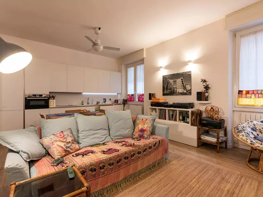 Immagine 3 di Casa trifamiliare in vendita  a Milano