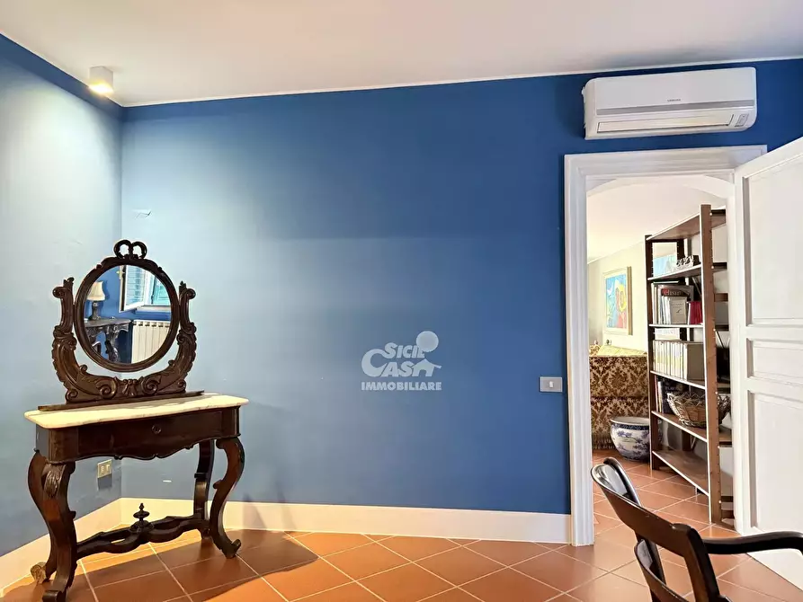 Immagine 21 di Casa trifamiliare in affitto  a Marsala