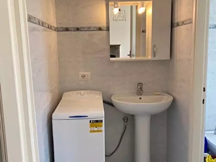 Immagine 15 di Casa trifamiliare in affitto  in Via Michelangelo Buonarroti, 6 a Milano