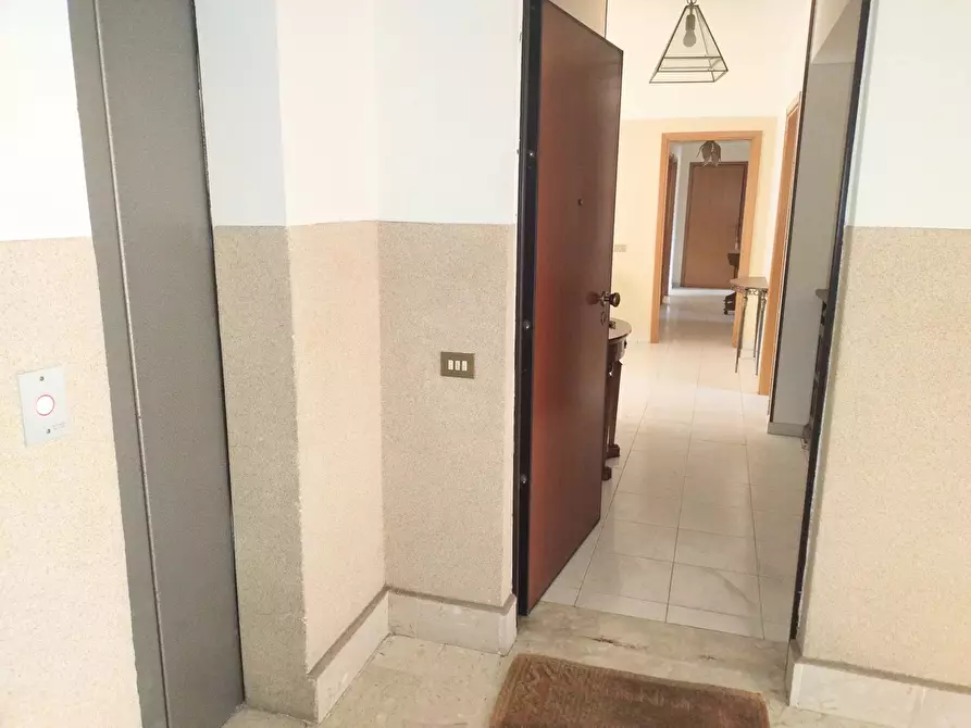 Immagine 24 di Casa trifamiliare in vendita  in Via Umberto Terracini, 35 a Messina