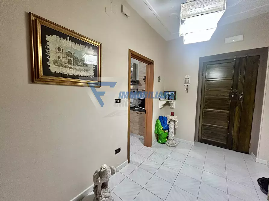 Immagine 8 di Casa trifamiliare in vendita  in Via Biancavilla a Siracusa