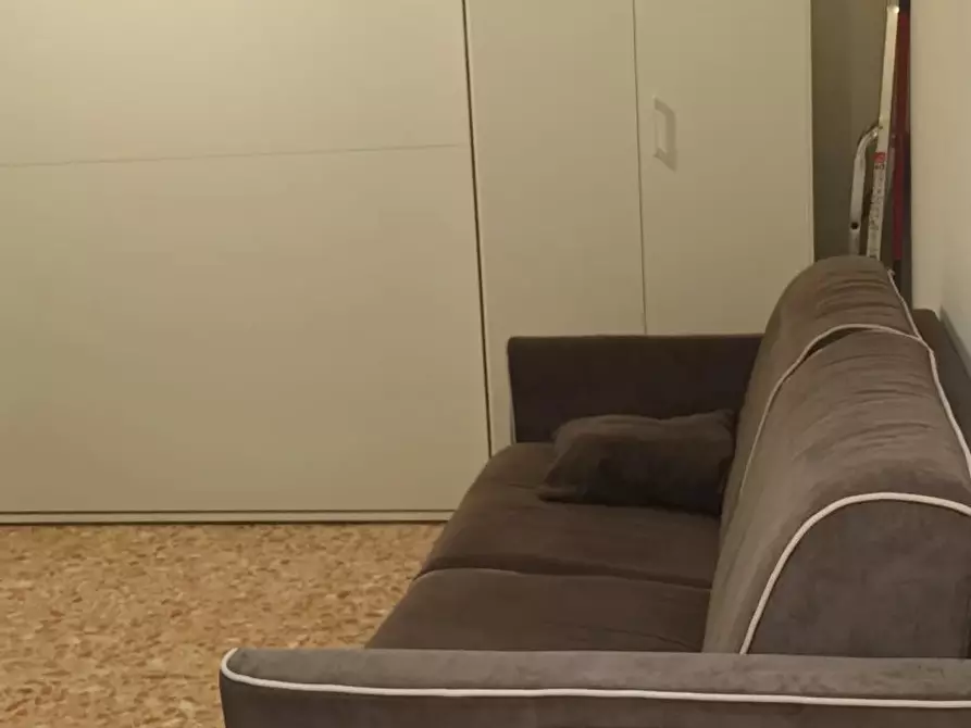 Immagine 2 di Casa trifamiliare in affitto  a Milano