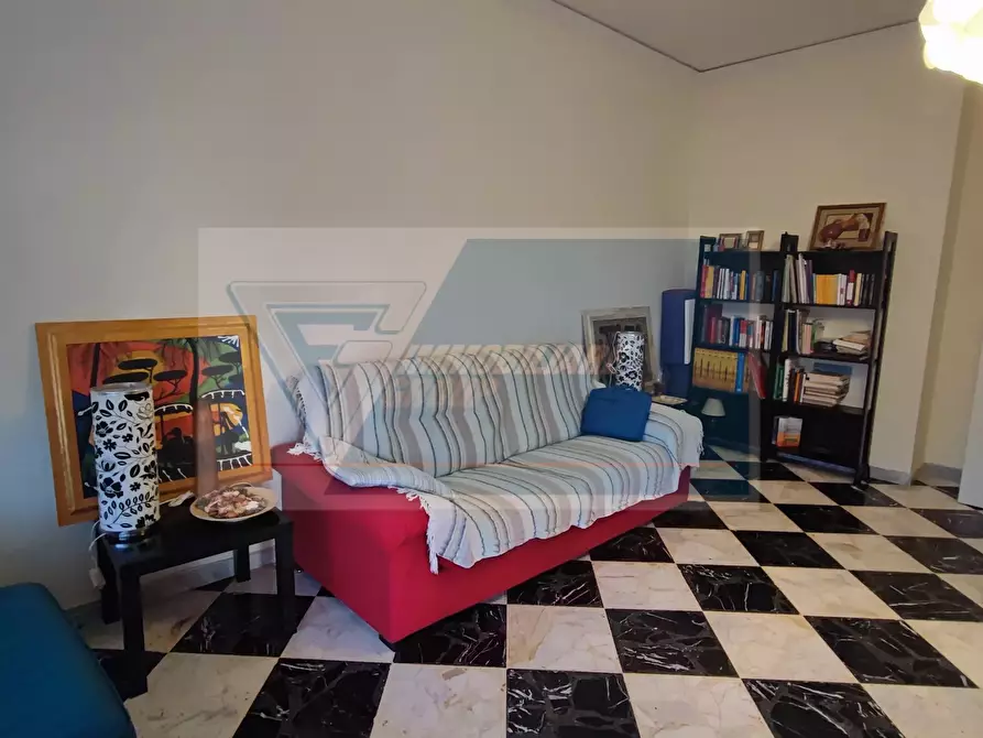 Immagine 8 di Casa trifamiliare in vendita  in VIA GAGLIARDI a Siracusa