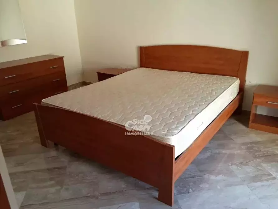 Immagine 8 di Casa trifamiliare in affitto  a Marsala