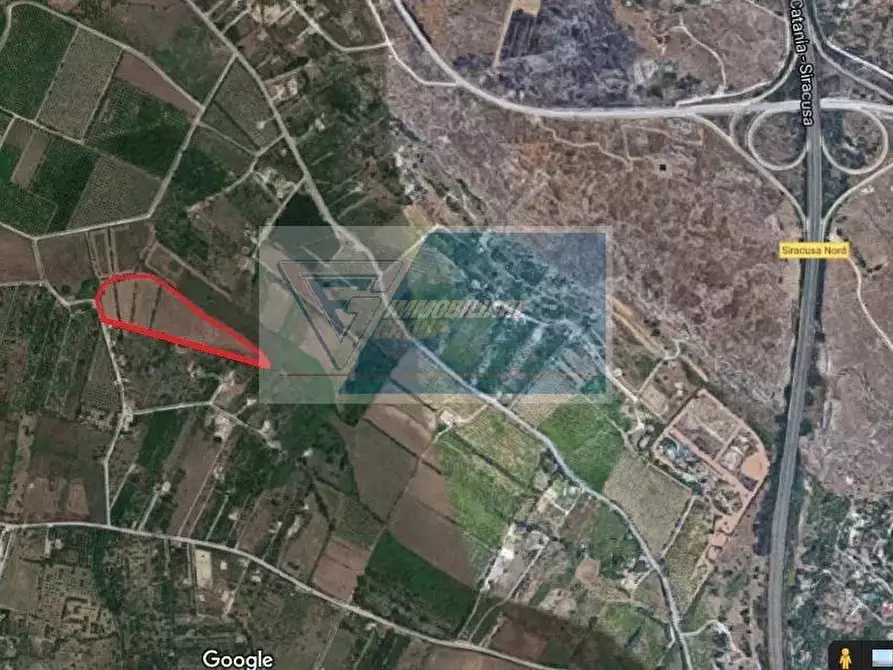 Immagine 2 di Terreno in vendita  a Siracusa