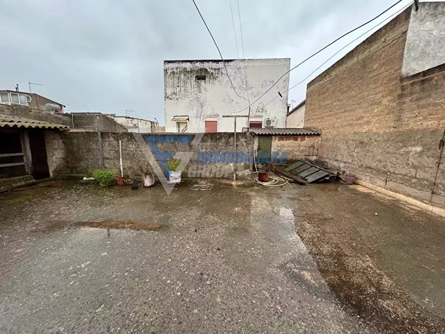 Immagine 4 di Casa trifamiliare in vendita  in via delle camelie a Siracusa