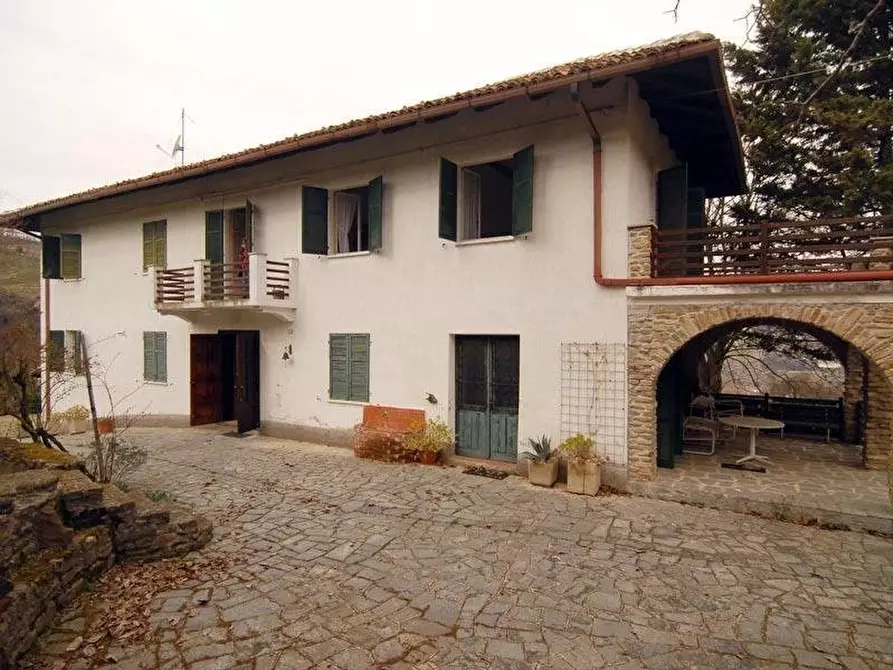 Immagine 15 di Terreno edificabile in vendita  a Santo Stefano Belbo