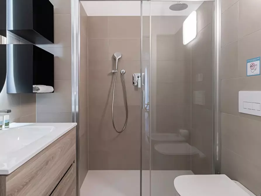 Immagine 25 di Casa trifamiliare in affitto  in Via Ippodromo, 8 a Milano