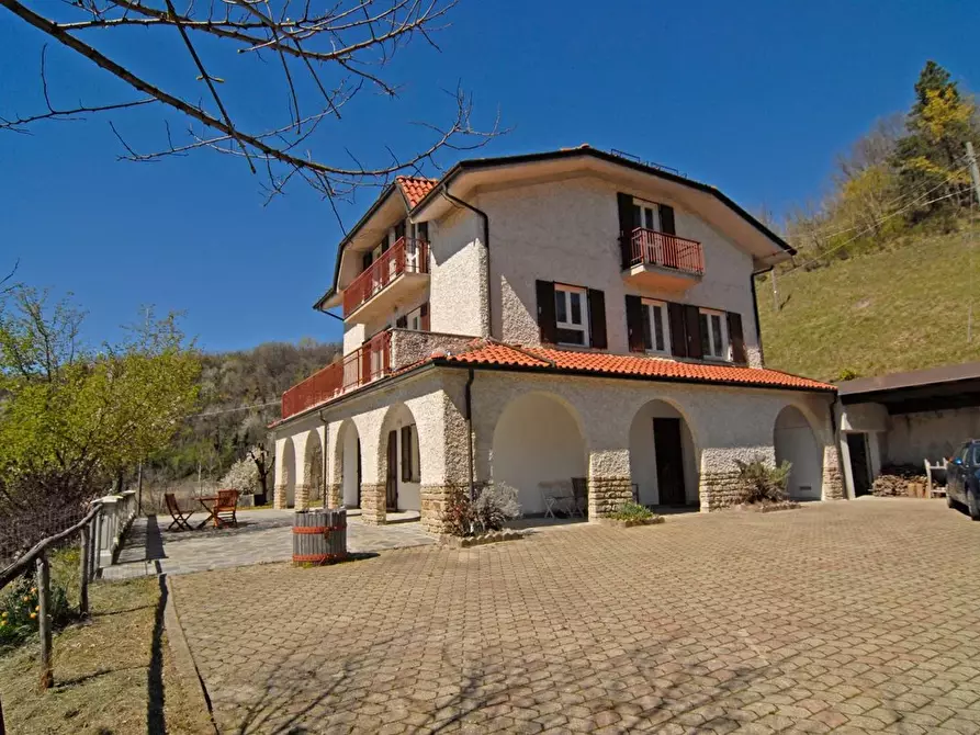 Immagine 27 di Terreno edificabile in vendita  a Barolo