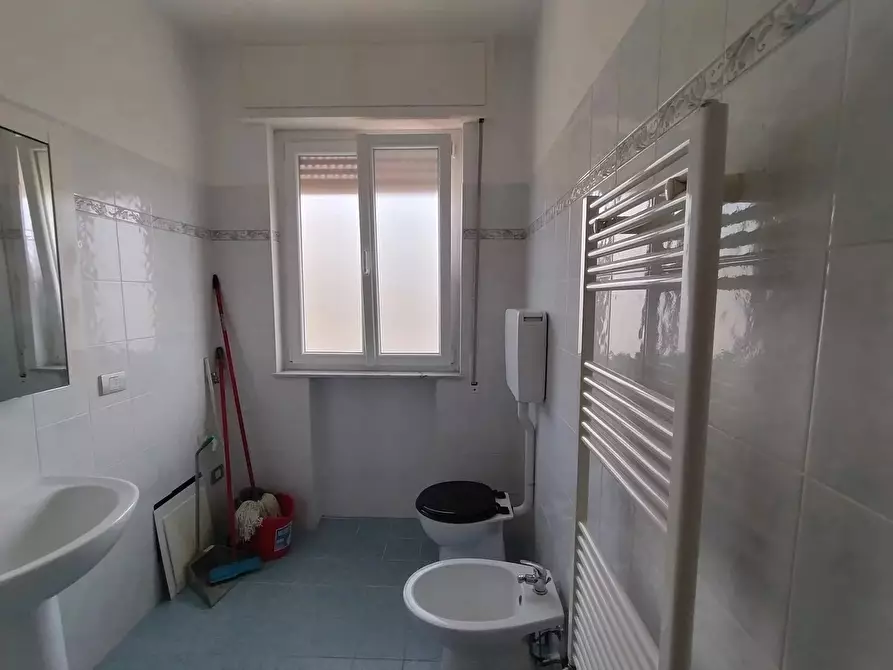 Immagine 11 di Casa trifamiliare in vendita  in Via Luigi Isnardi, 6 a Ventimiglia