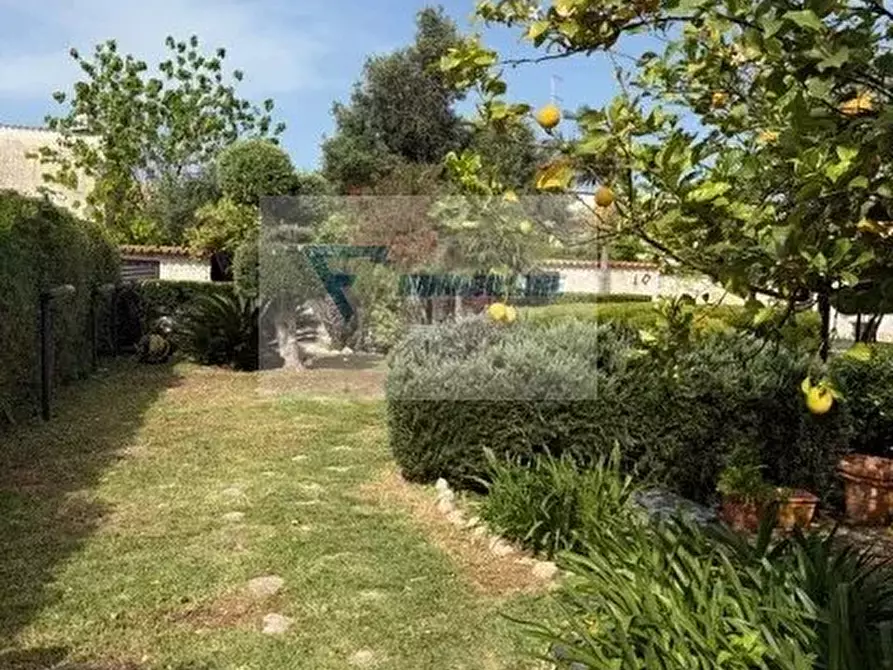 Immagine 12 di Terreno edificabile in vendita  in Via Parma a Buccheri