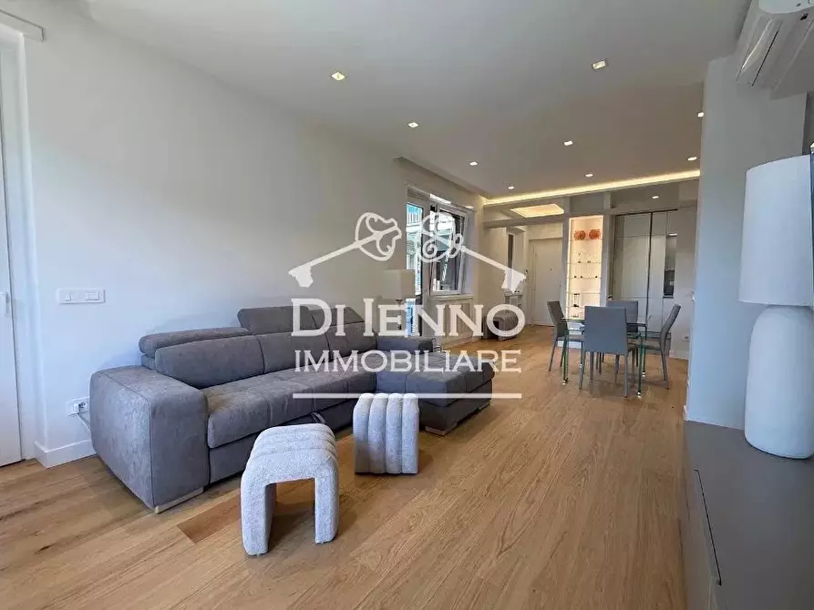 Immagine 3 di Casa trifamiliare in affitto  in Via Madesimo a Roma