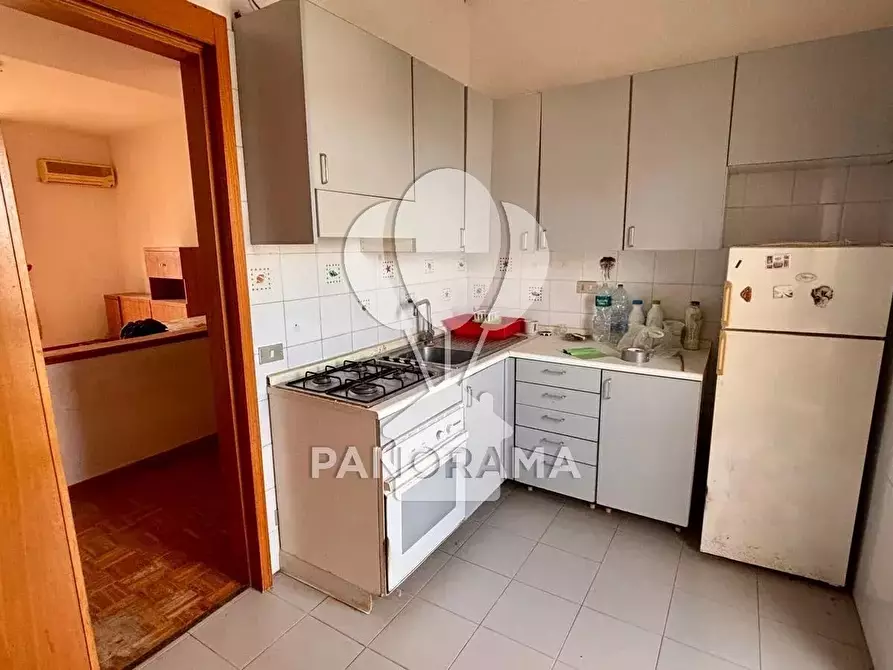 Immagine 3 di Casa trifamiliare in vendita  in Via Sardegna a Alcamo