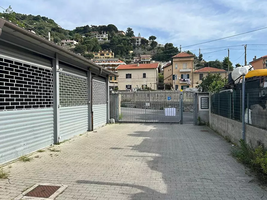 Immagine 4 di Appartamento in affitto  in Via M. E. Basso, 16 a Ventimiglia