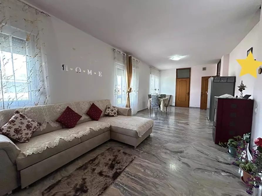 Immagine 1 di Casa trifamiliare in vendita  a Cimadolmo