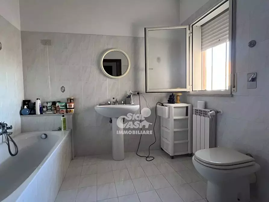 Immagine 6 di Casa trifamiliare in vendita  a Marsala