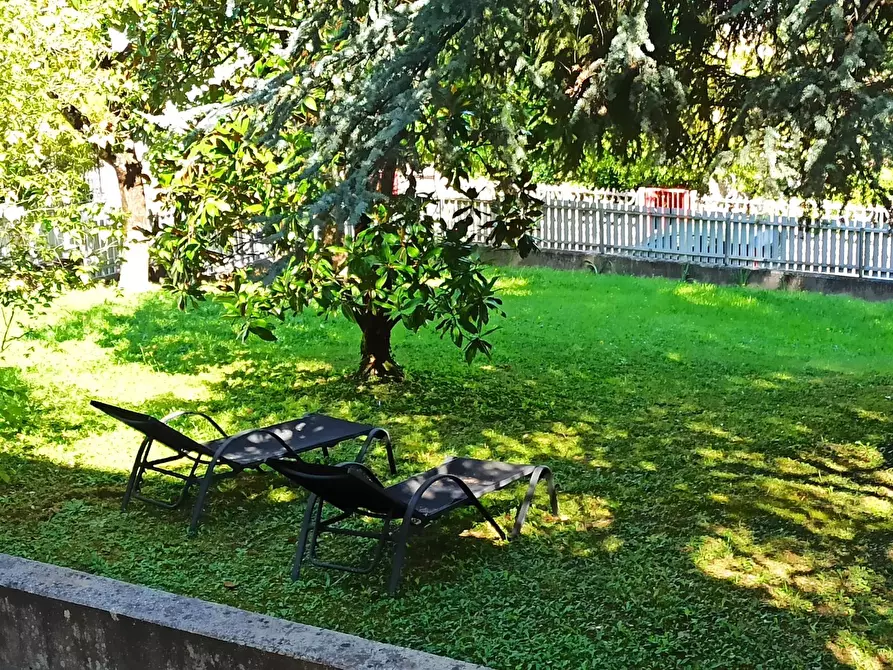 Immagine 2 di Casa trifamiliare in vendita  a Conegliano