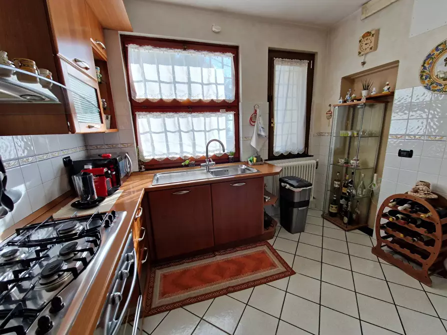 Immagine 25 di Casa trifamiliare in vendita  in Sant'Andrea di Rovereto a Chiavari