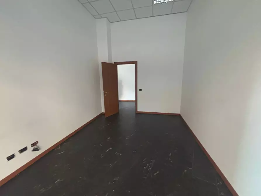 Immagine 28 di Castello in affitto  in Via Umberto Fogagnolo a Sesto San Giovanni