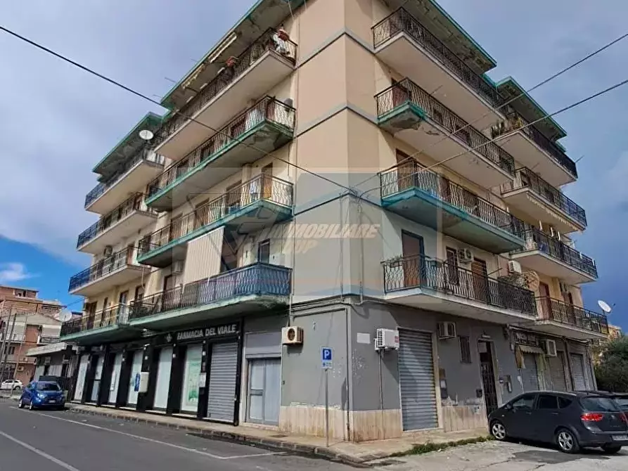 Immagine 1 di Casa trifamiliare in vendita  in Via Portopalo a Siracusa
