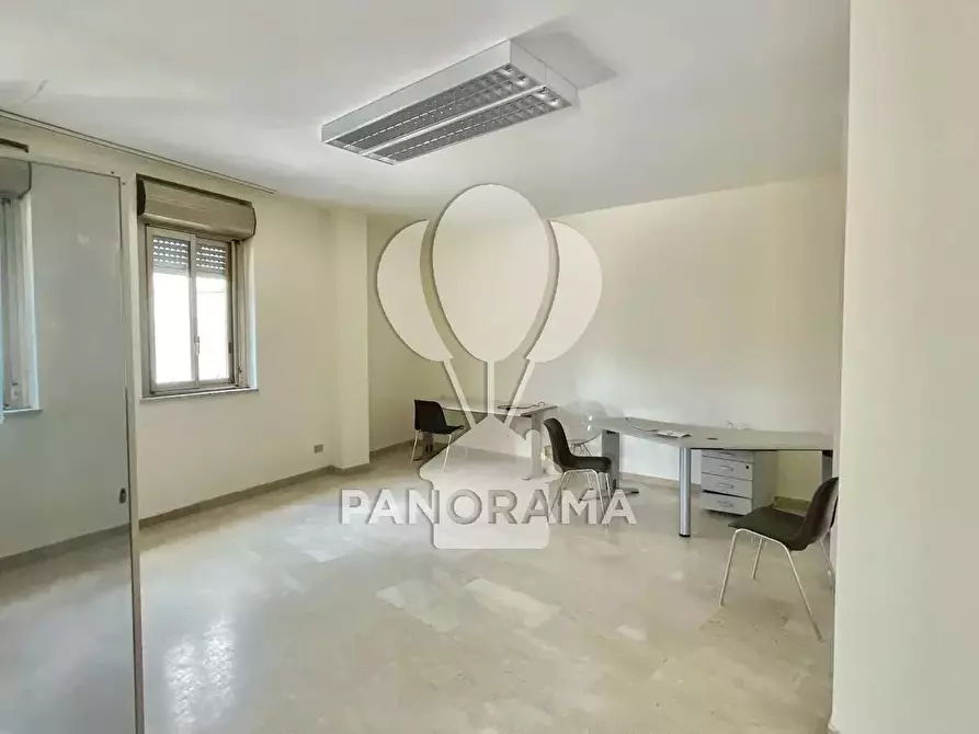 Immagine 16 di Castello in affitto  in Via Catania a Palermo