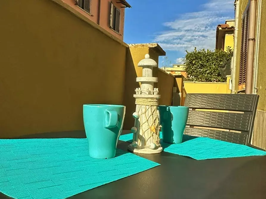 Immagine 1 di Casa trifamiliare in vendita  a Nettuno