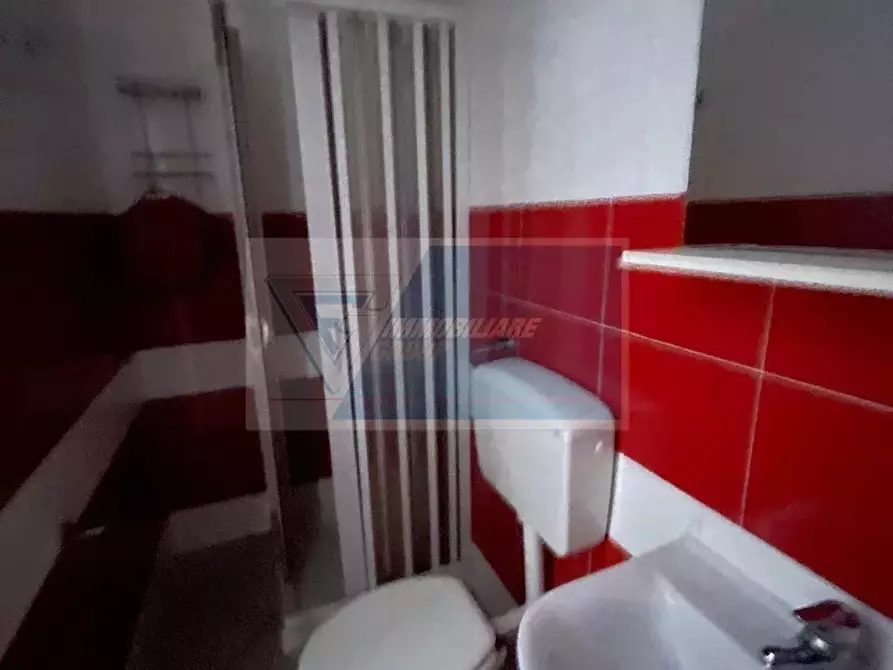 Immagine 4 di Casa trifamiliare in vendita  in Via Como, 28 a Buccheri