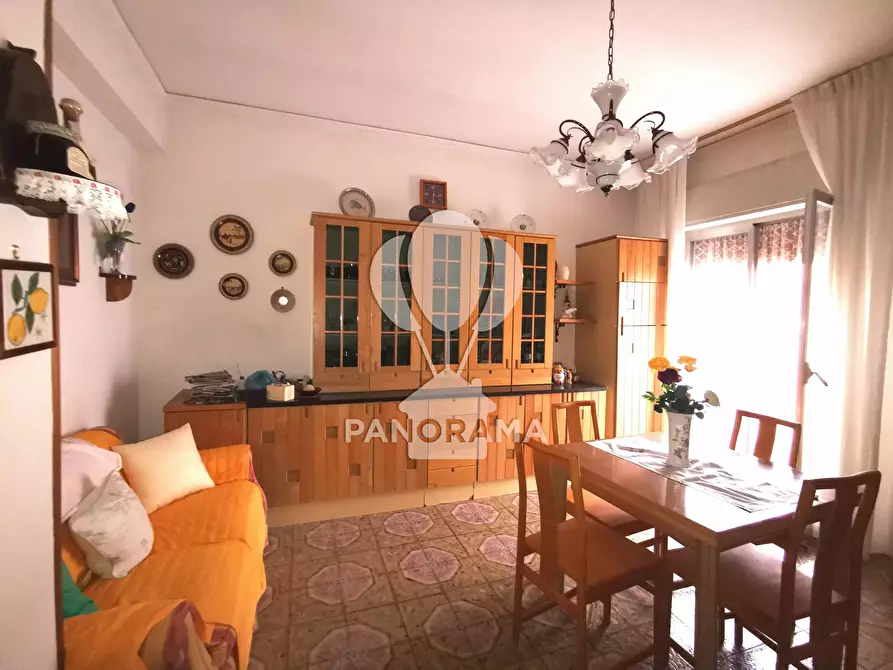 Immagine 1 di Casa trifamiliare in vendita  in Via Benvenuto Cellini, 9 a Partinico