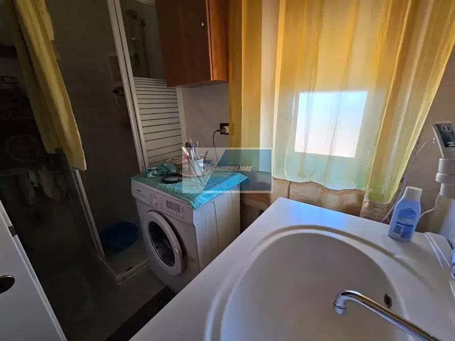 Immagine 18 di Casa trifamiliare in vendita  a Buccheri