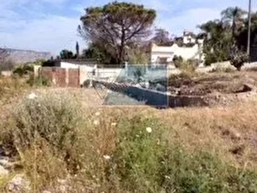 Immagine 6 di Terreno in vendita  a Siracusa