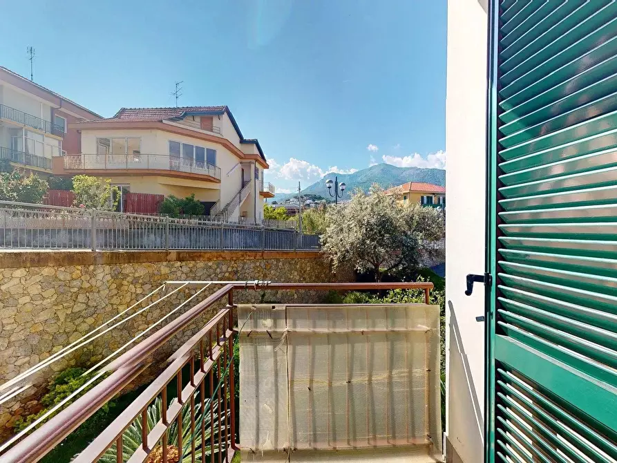 Immagine 16 di Casa trifamiliare in vendita  in Via Madonna degli Angeli 2A a Borghetto Santo Spirito