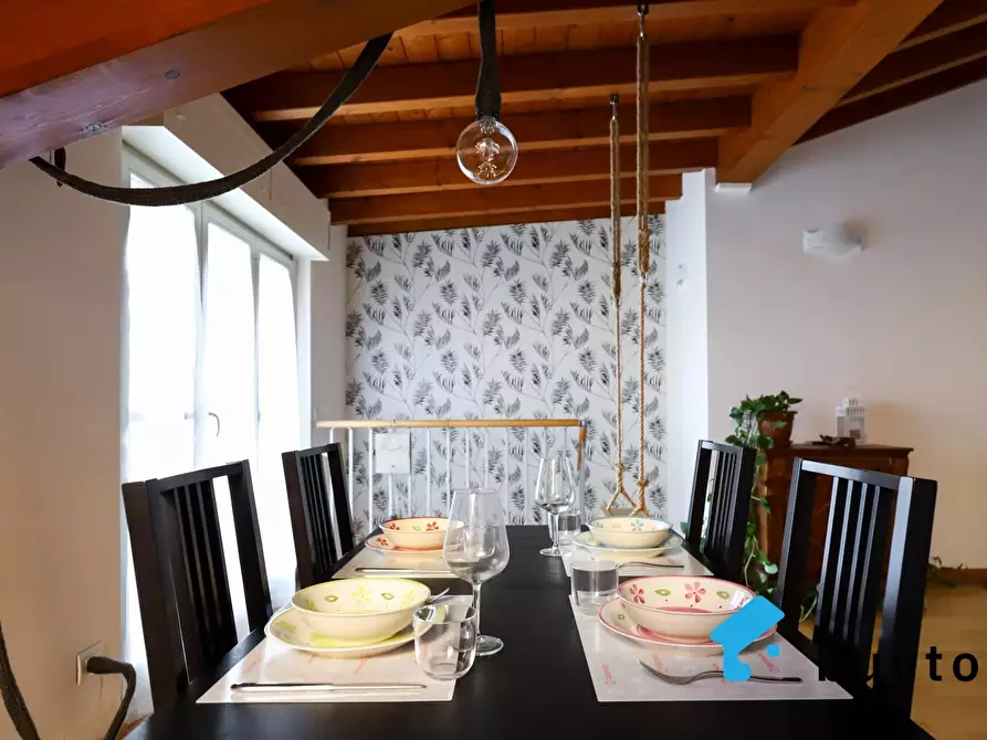 Immagine 4 di Casa trifamiliare in vendita  in Via Cristoforo Colombo, 4 a Villasanta