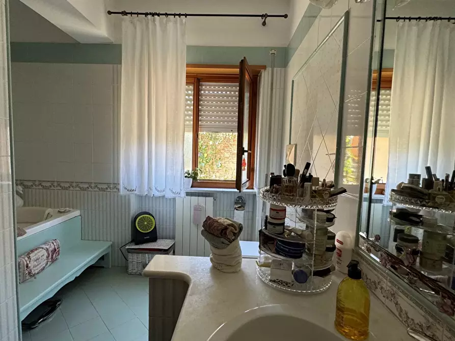 Immagine 22 di Casa trifamiliare in vendita  a Altilia