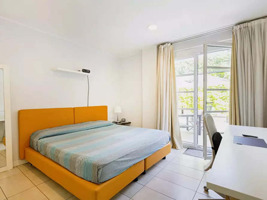 Immagine 12 di Casa trifamiliare in affitto  in VIA BERNARDINO BIONDELLI, 7. a Milano