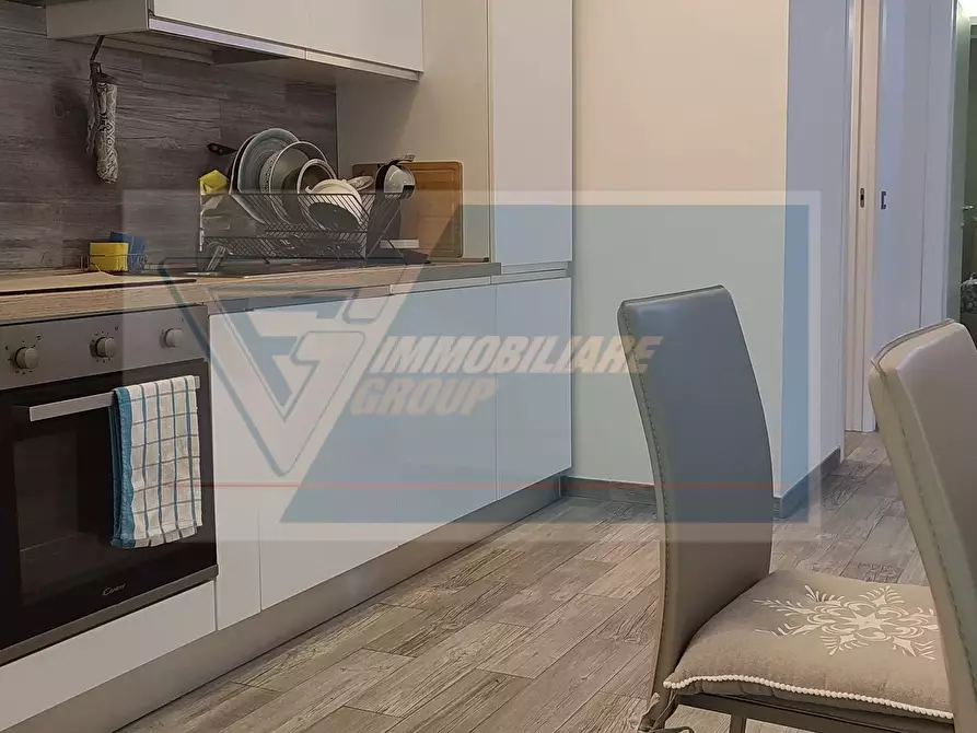 Immagine 4 di Casa trifamiliare in vendita  in Via Socrate a Siracusa