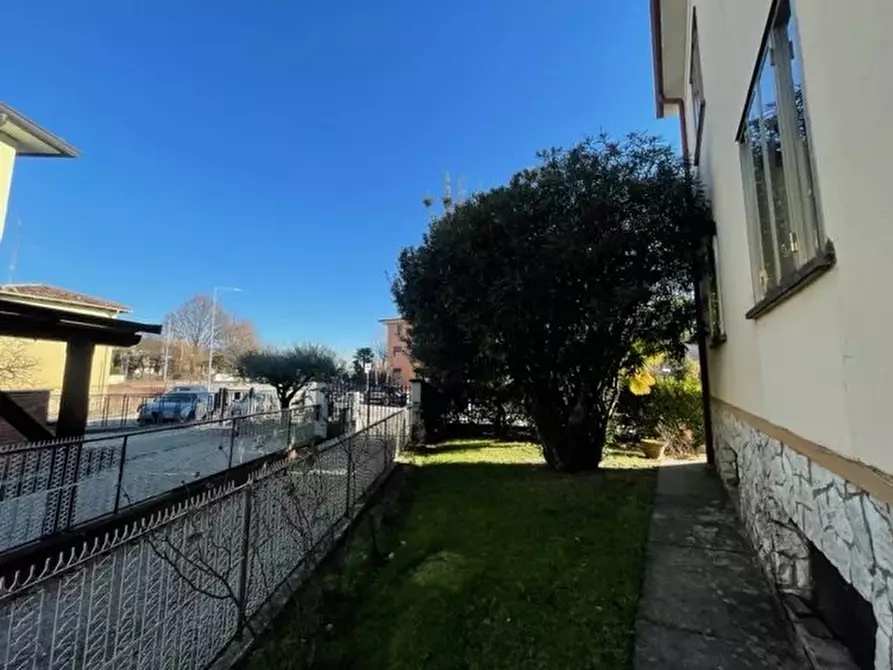 Immagine 12 di Terreno edificabile in vendita  a Conegliano