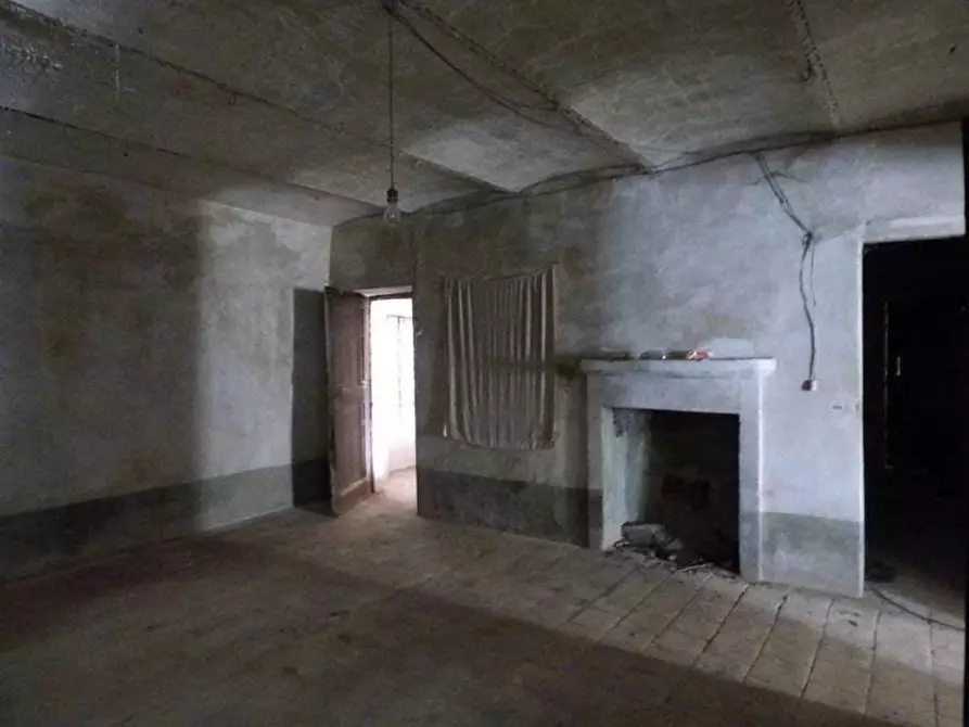 Immagine 18 di Terreno edificabile in vendita  a Dogliani