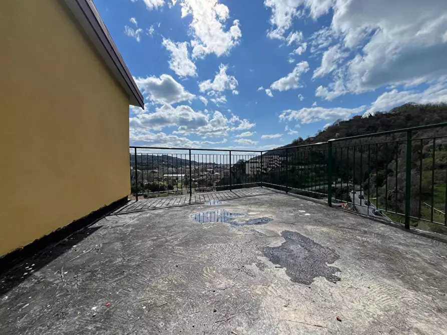 Immagine 2 di Casa trifamiliare in vendita  in Via Comorga Rivarola a Carasco