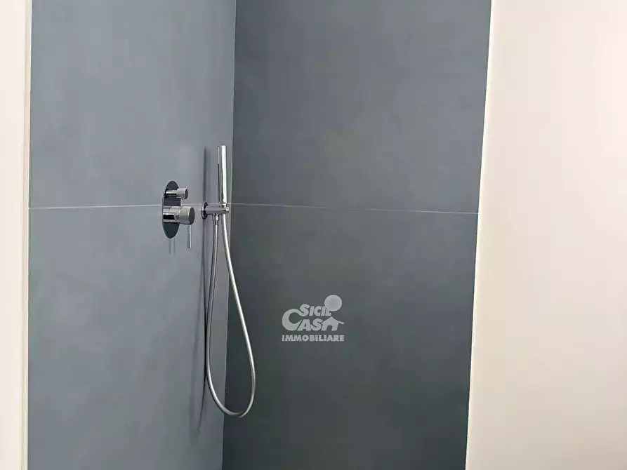 Immagine 25 di Casa trifamiliare in vendita  a Marsala