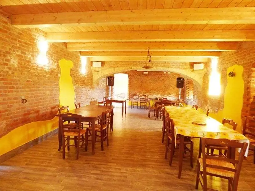 Immagine 9 di Attico in vendita  a Baldissero D'alba