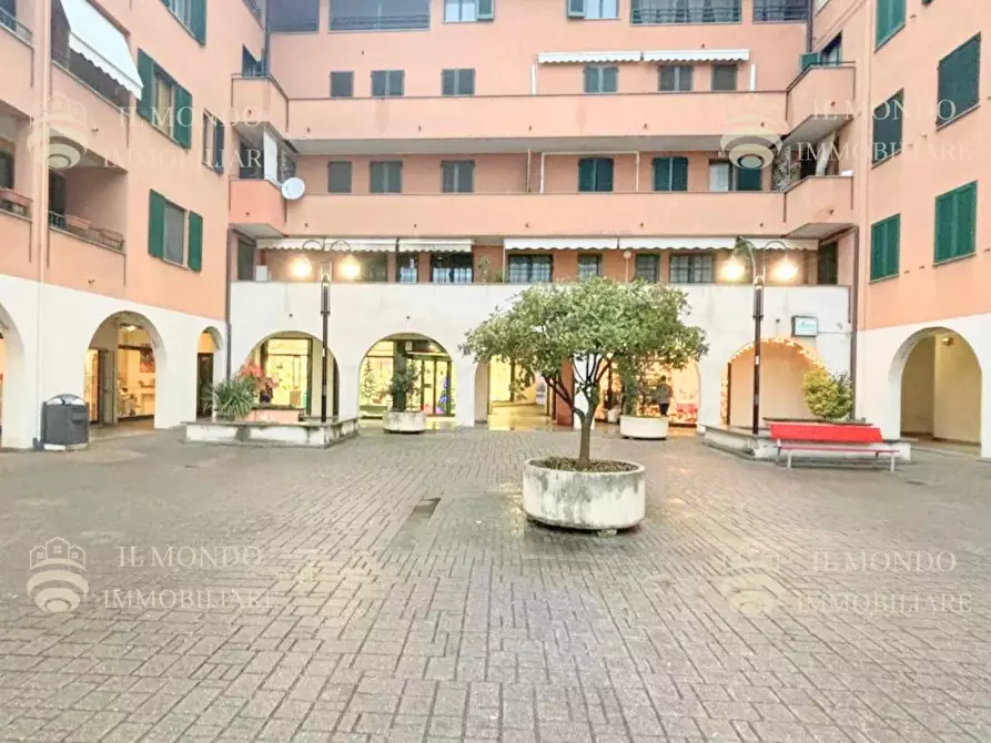 Immagine 1 di Castello in vendita  in Piazza Pertini, 7. a Paullo