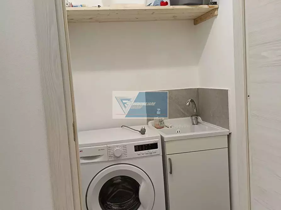 Immagine 14 di Casa trifamiliare in vendita  in Via Pietro Nenni a Pachino