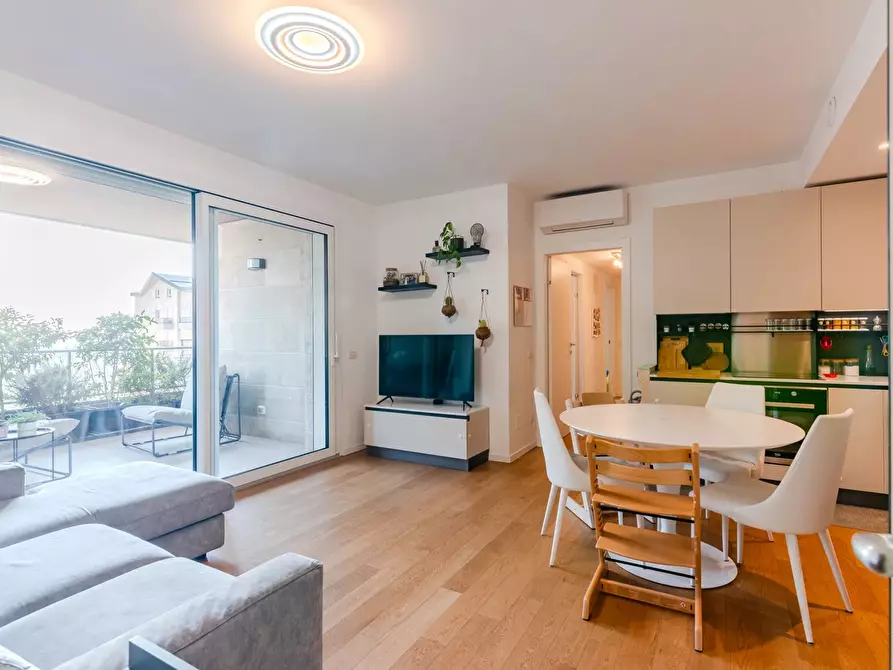 Immagine 3 di Casa trifamiliare in vendita  in Via San Rocco a Segrate