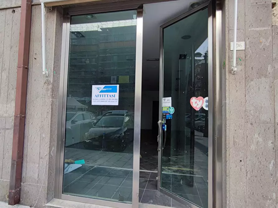 Immagine 1 di Casa trifamiliare in affitto  in VIALE TISIA a Siracusa